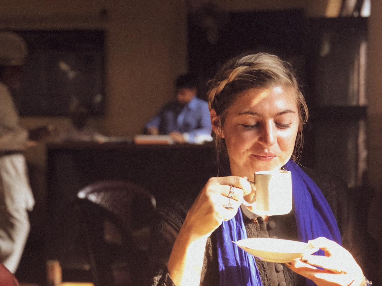 Tiga Pertanyaan dengan Pembuat Film dan Pemilik Kopi Ruang Ketiga, Berita Kopi Harian Majalah Brooke Bierhaus SuttonRoast

 – Beragampengetahuan