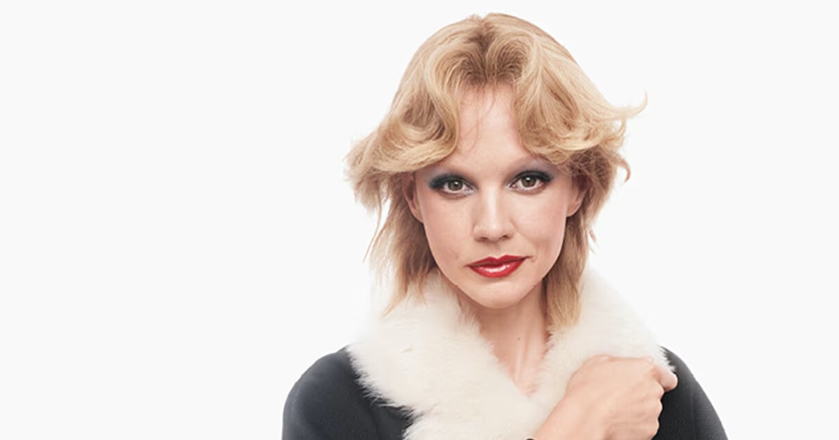 Carey Mulligan menghadirkan drama dalam iklan Prada Spring 2025

 – Beragampengetahuan