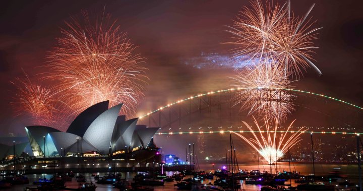 Selamat tahun baru! Dunia menyambut tahun 2025 dengan kembang api dan pertunjukan cahaya – The Nation

 – Beragampengetahuan