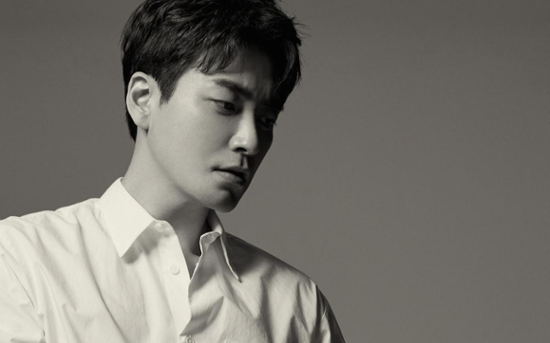 [INTERVIEW] Lee Jun-hyuk menggantikan klise melodrama sebagai sekretaris laki-laki di ‘Love Scout’

 – Beragampengetahuan