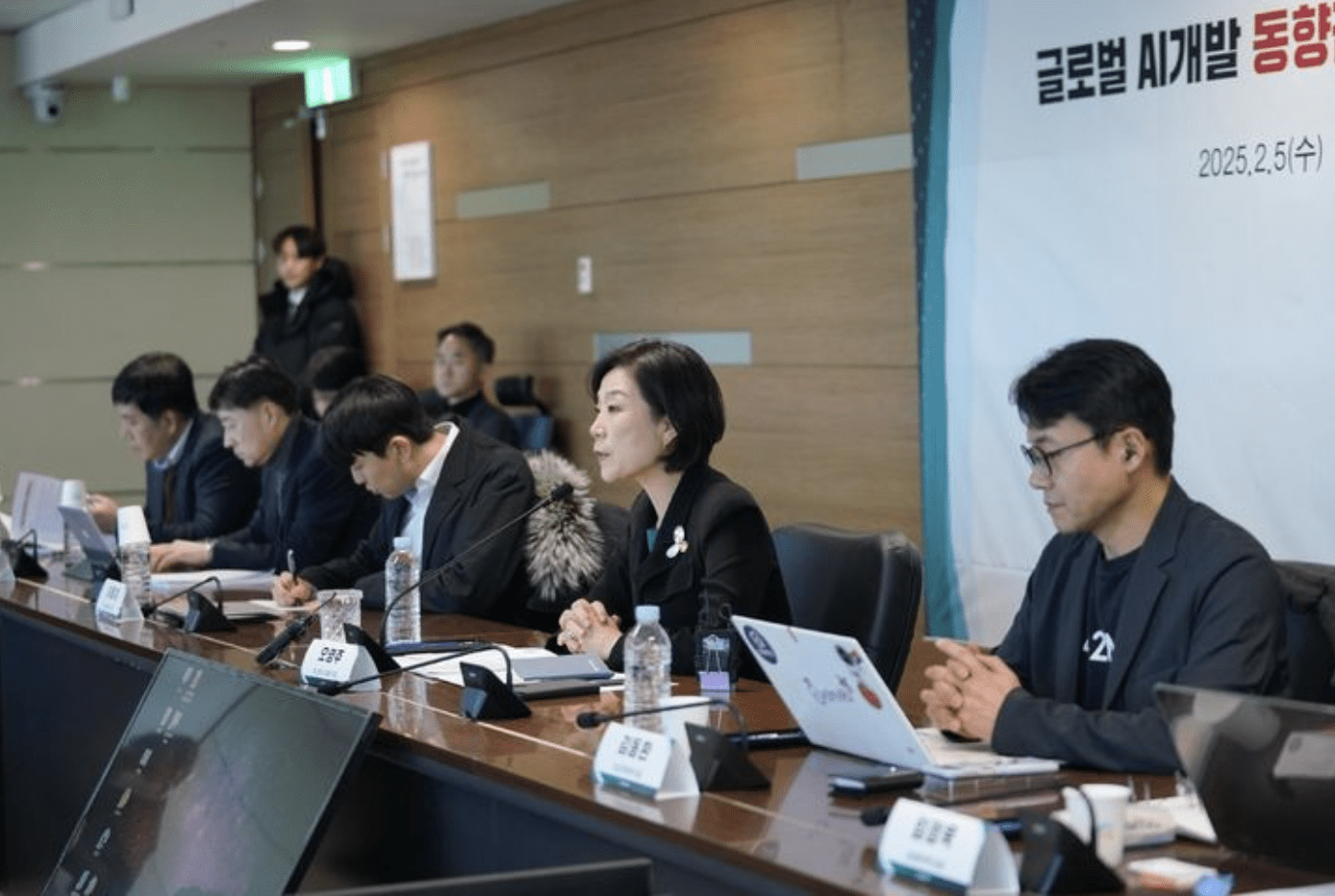 Korea Selatan Meluncurkan Program Pengembangan Inti AI untuk mempromosikan startup yang lebih tinggi

 – Beragampengetahuan