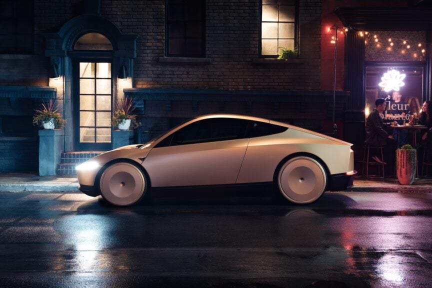 “Butuh tiga tahun …” – Tesla (NASDAQ: TSLA)

 – Beragampengetahuan