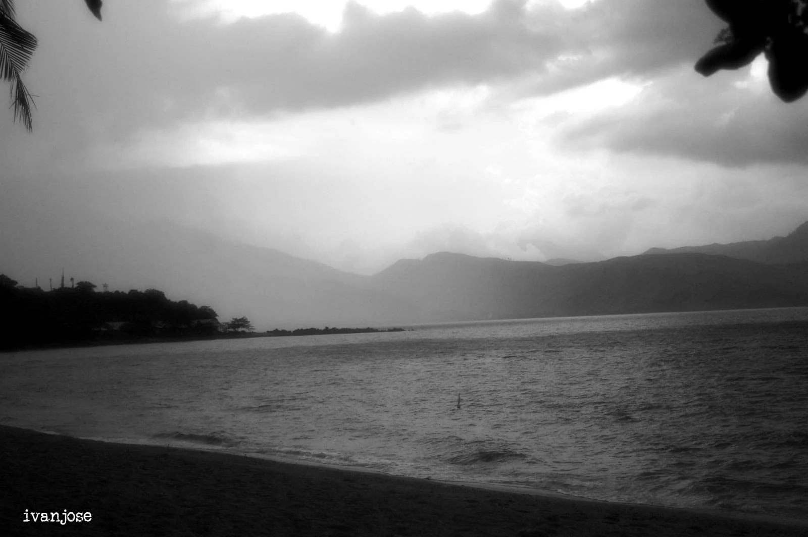 Foto Black -White Beach di resor Pulau Grande