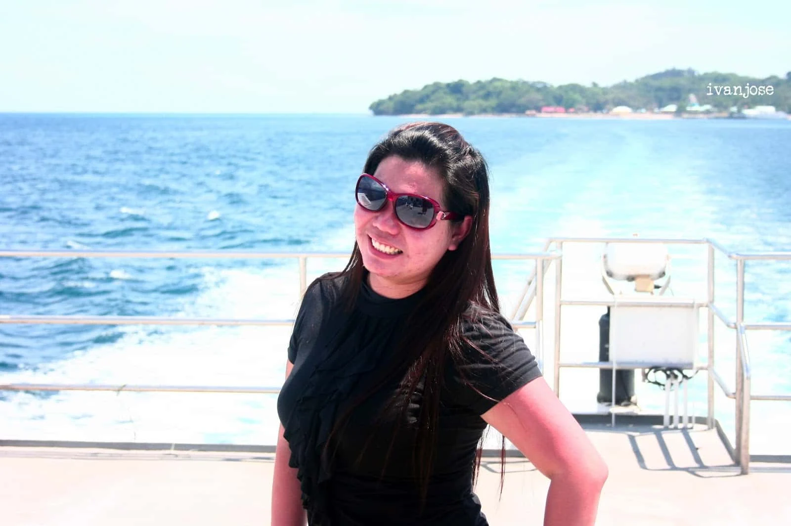 Meninggalkan Pulau Grande Island