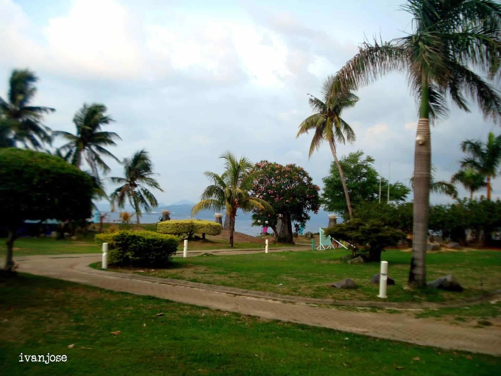 Taman di resor di Pulau Grande