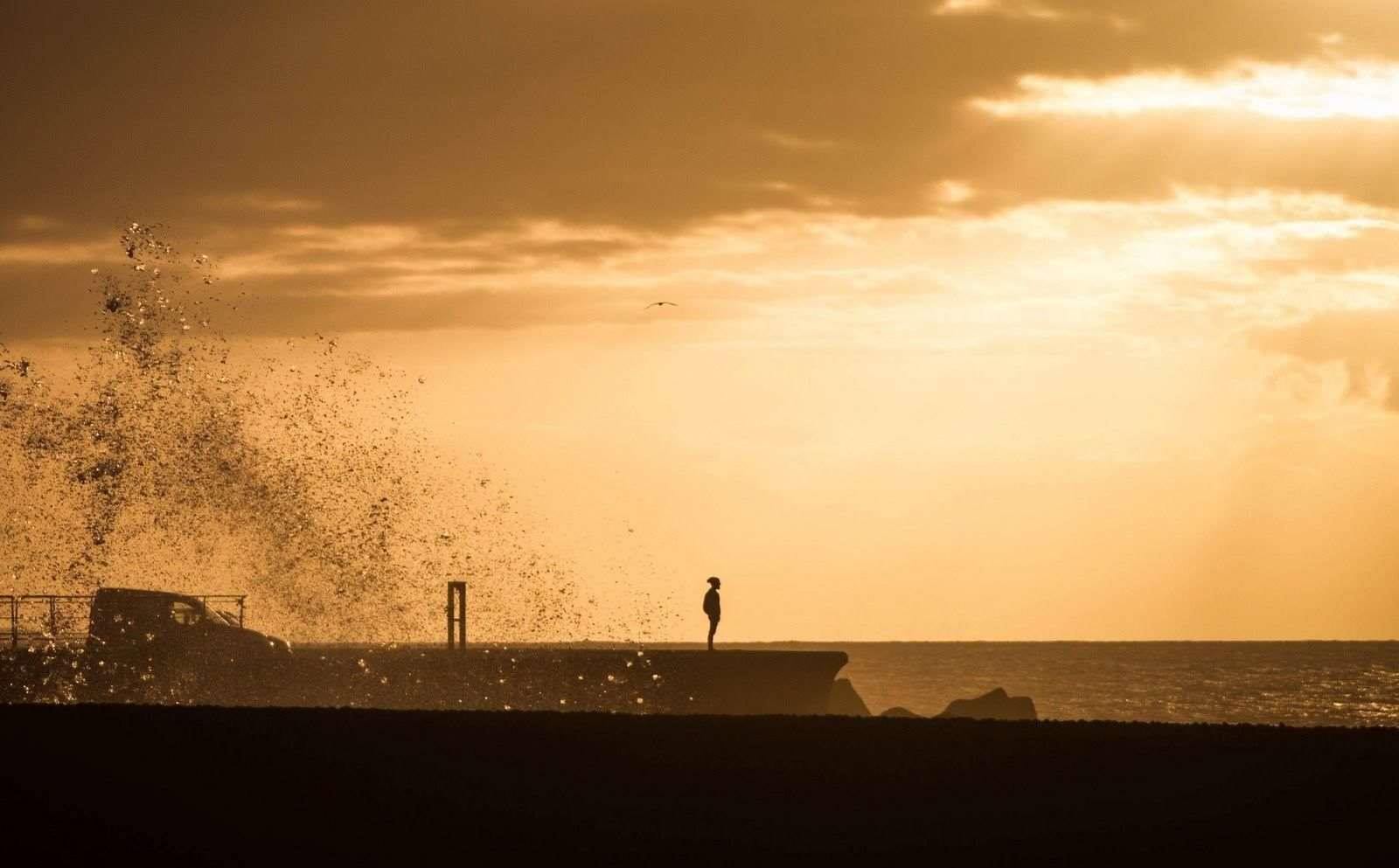 Lima pantai wajib di Tenerife

 – Beragampengetahuan