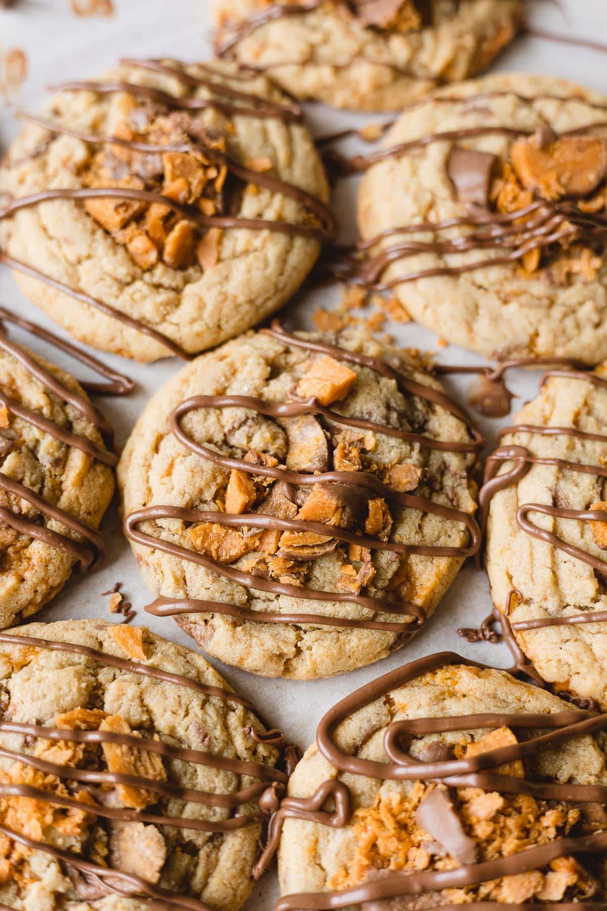 Kue Butterfinger Crumbl