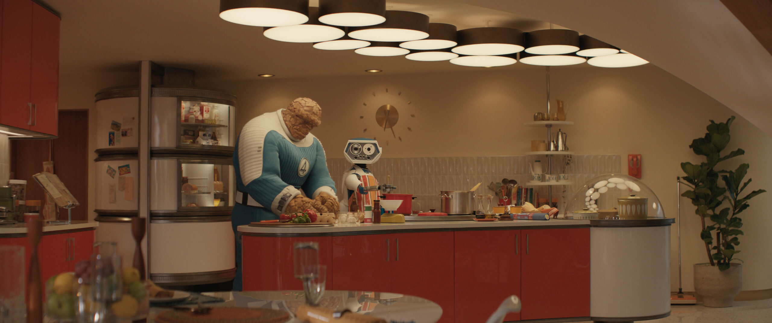 Ebon Moss-Bachrach berusaha untuk mencapai Ben Grimm di Fantastic Four: Langkah Satu

 – Beragampengetahuan