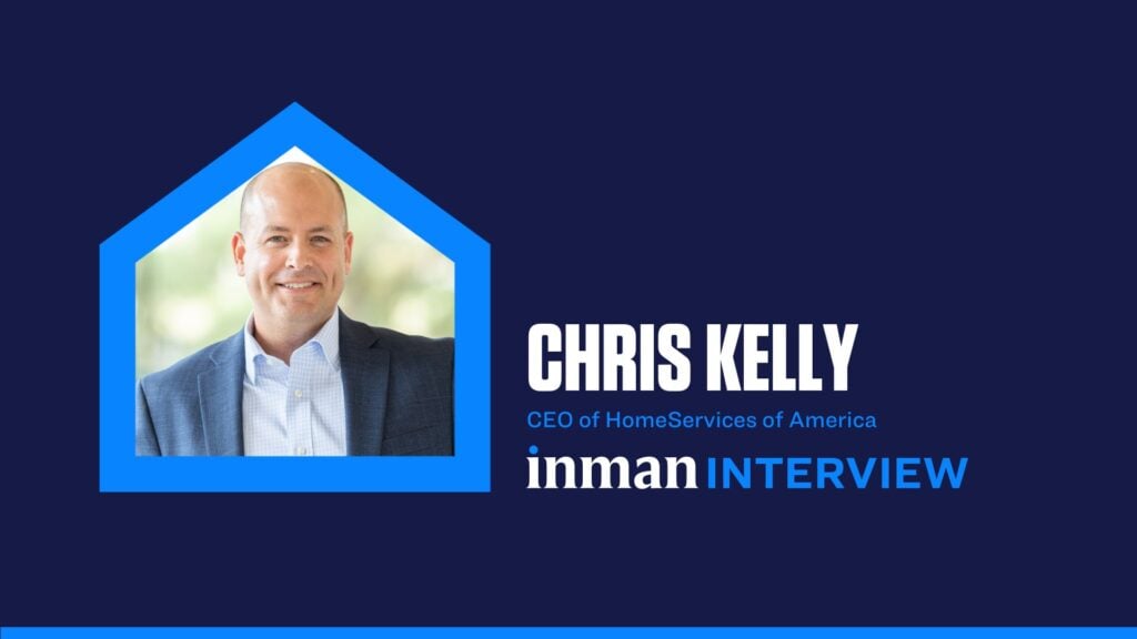 Chris Kelly

 – Beragampengetahuan