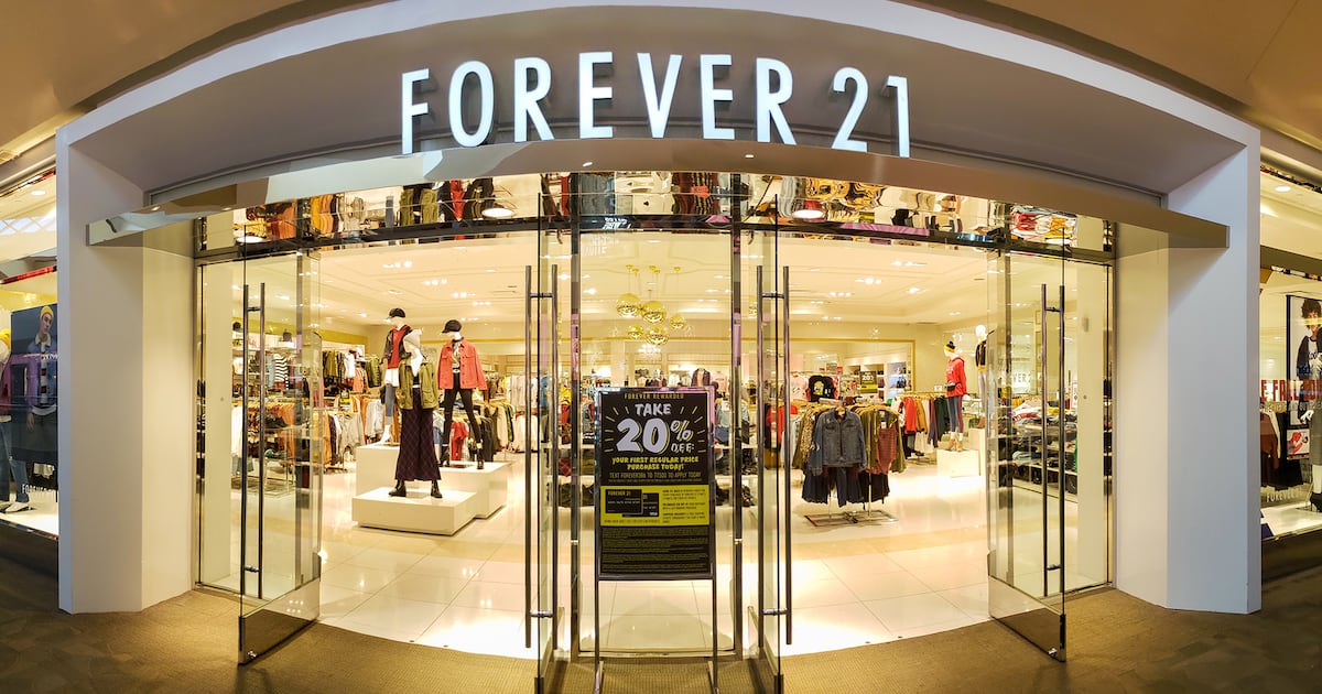 Forever 21 mengusulkan untuk peminjam besar pemulihan maksimum 3%.

 – Beragampengetahuan