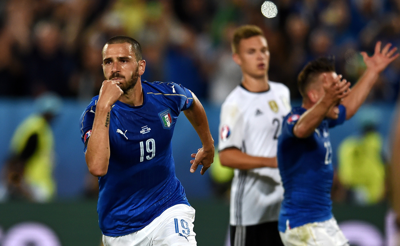 Bonucci menciptakan simbol pemintalan Inggris setelah London Marathon.

 – Beragampengetahuan