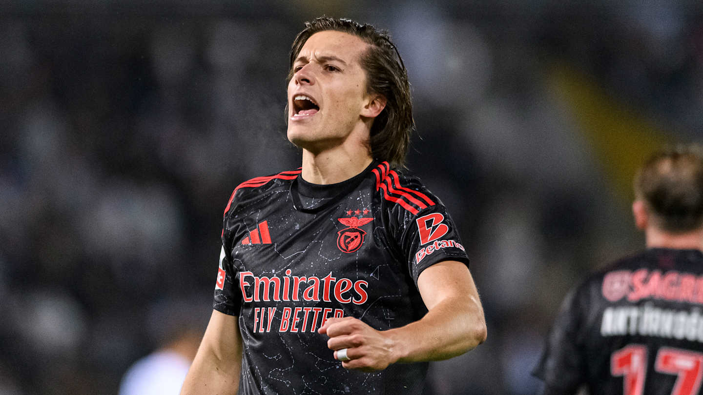 Manajer Benfica mengkonfirmasi bahwa Real Madrid dan Atletico Madrid membutuhkan kembali -back.

 – Beragampengetahuan