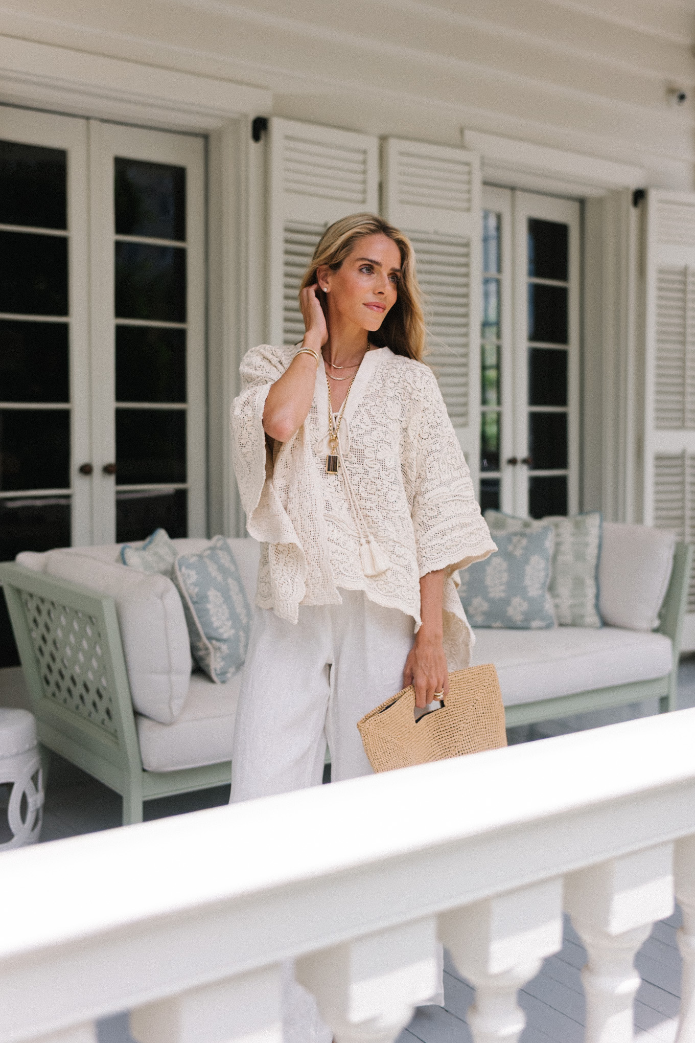 Edit Tuckernuck: Di Bawah Matahari

 – Beragampengetahuan