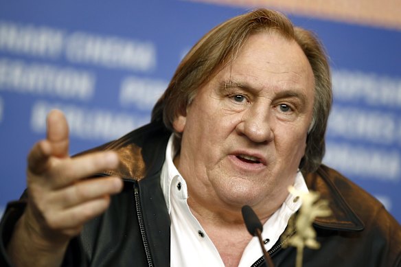 Gerard Depardieu berada di konferensi pers untuk film St. Emore - salah satu lusinan film oleh aktor.