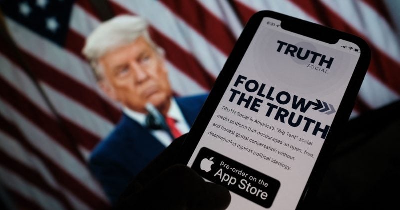 Trump media untuk mengumpulkan $ 250 juta untuk membangun Treasury Bitcoin, sebuah skrip untuk mirroring strategi

 – Beragampengetahuan