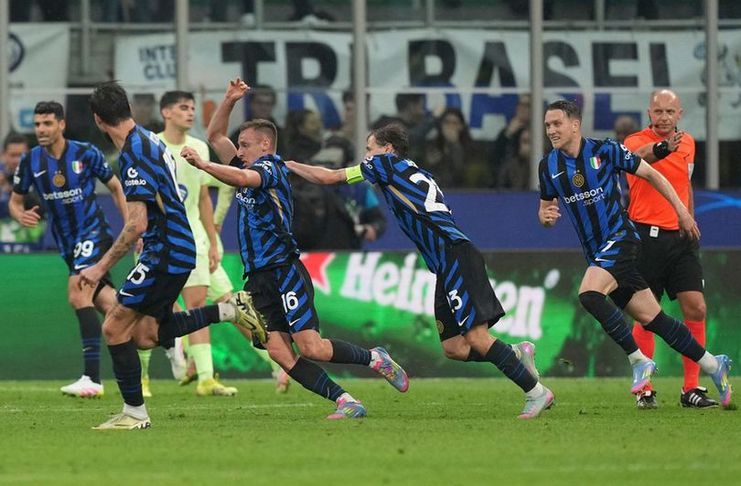 Drama 120 menit, Milan berjalan ke final

 – Beragampengetahuan