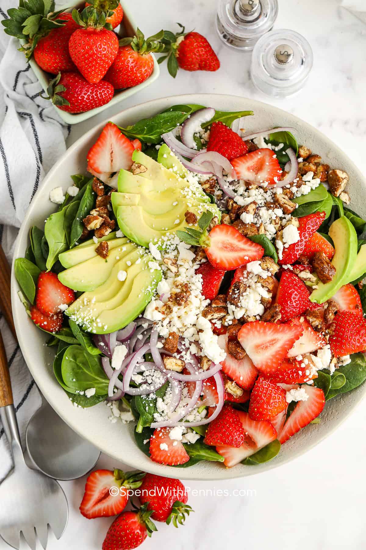 Strawberry Bayam Salad – Habiskan dengan koin

 – Beragampengetahuan