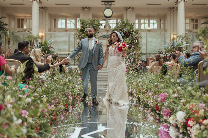Apa yang terjadi ketika dua bunga menikah di Waldorf Hilton London? A Dream of Flowers mengungkapkan

 – Beragampengetahuan