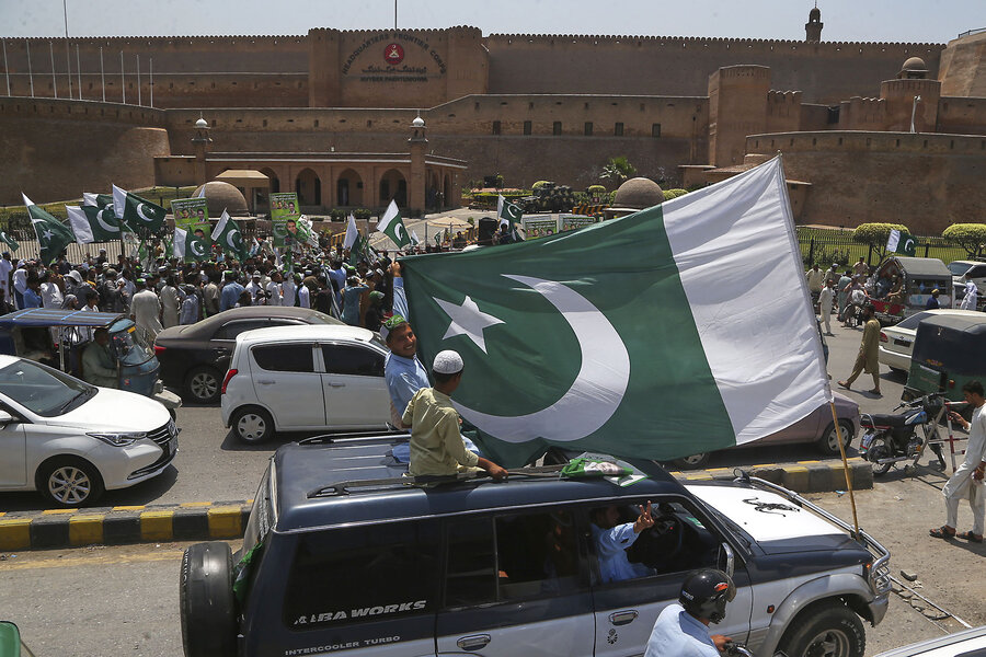 Konflik dengan India memperkuat popularitas militer Pakistan

 – Beragampengetahuan