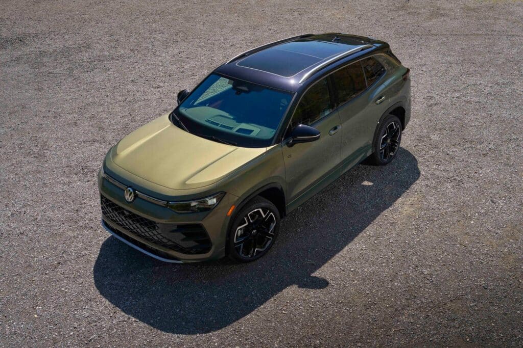 2026 Volkswagen Tiguan Sel R-Line Turbo menawarkan mesin yang lebih kuat dan gaya baru

 – Beragampengetahuan