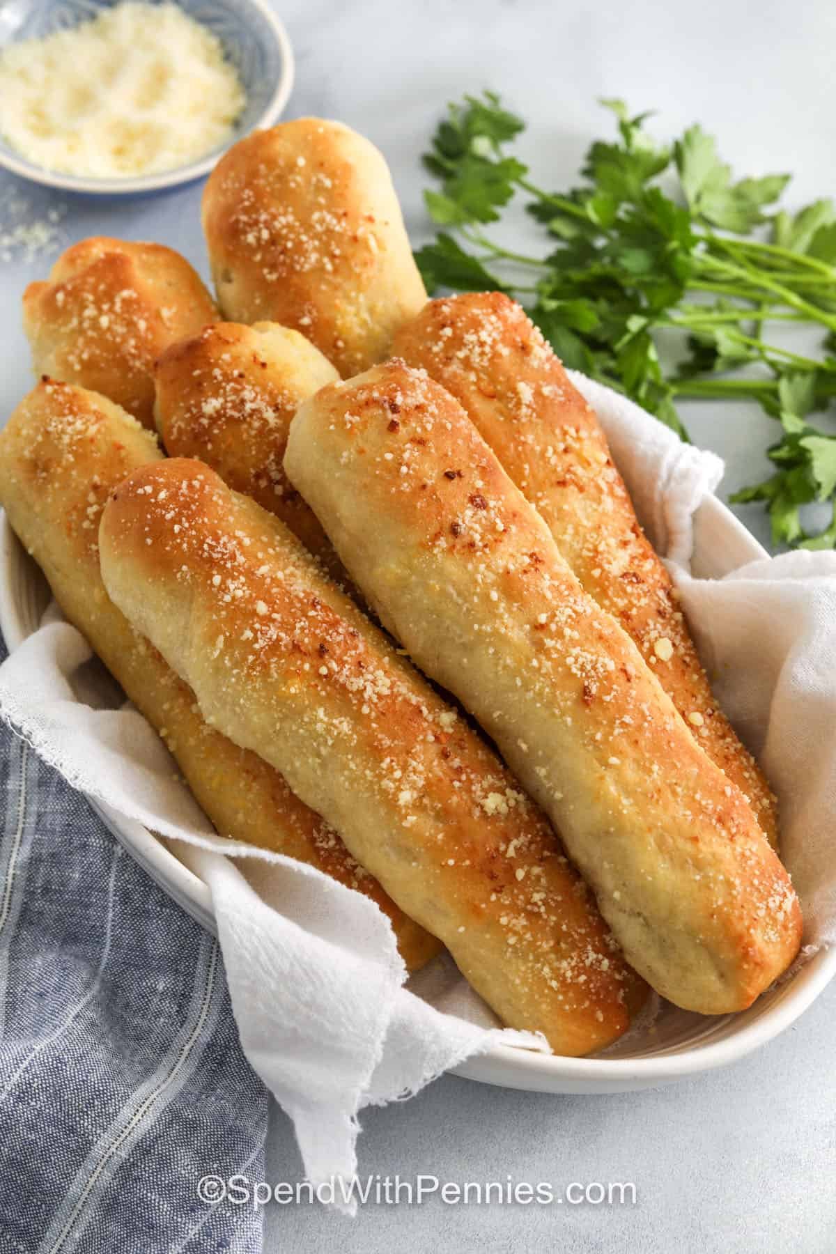 Baensticks – Tahan dengan Koin

 – Beragampengetahuan