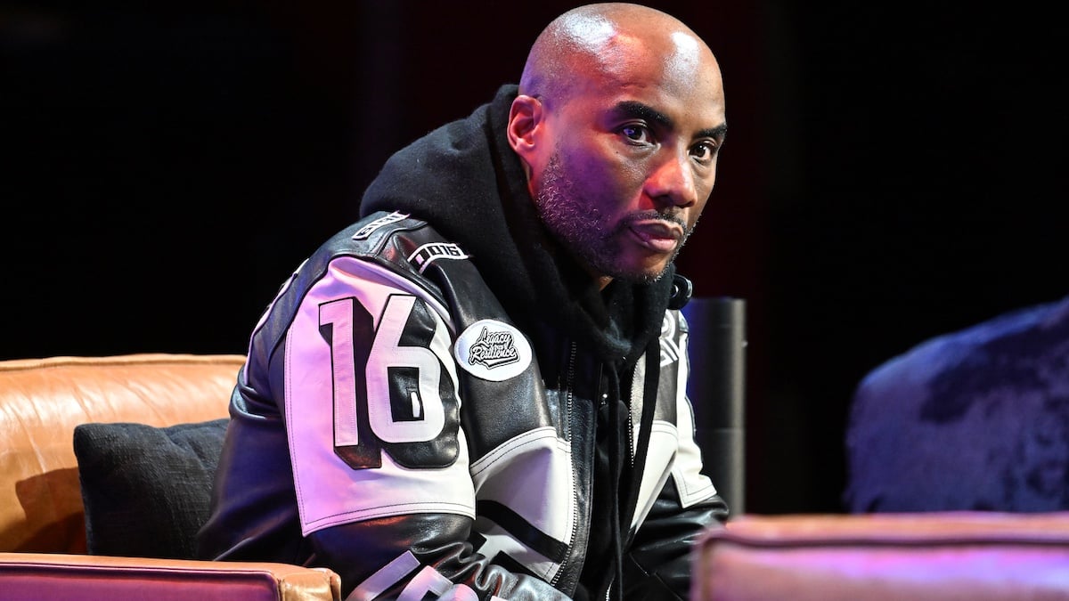 ATLANTA, GA - 22 November: Charlamagne Tha God berbicara pada Hari Pengusaha Hitam 2024 di Teater Fox di Atlanta, GA pada 22 November 2024.