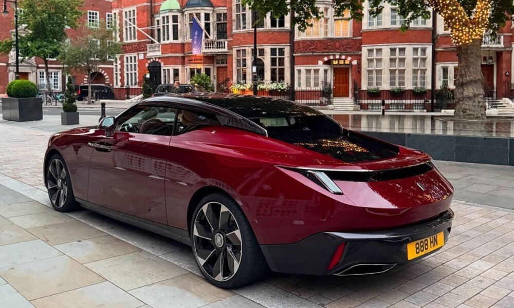 $ 30 juta Rolls-Royce Rose Rose Rose Rose Rose Neuer Ditemukan Di London

 – Beragampengetahuan
