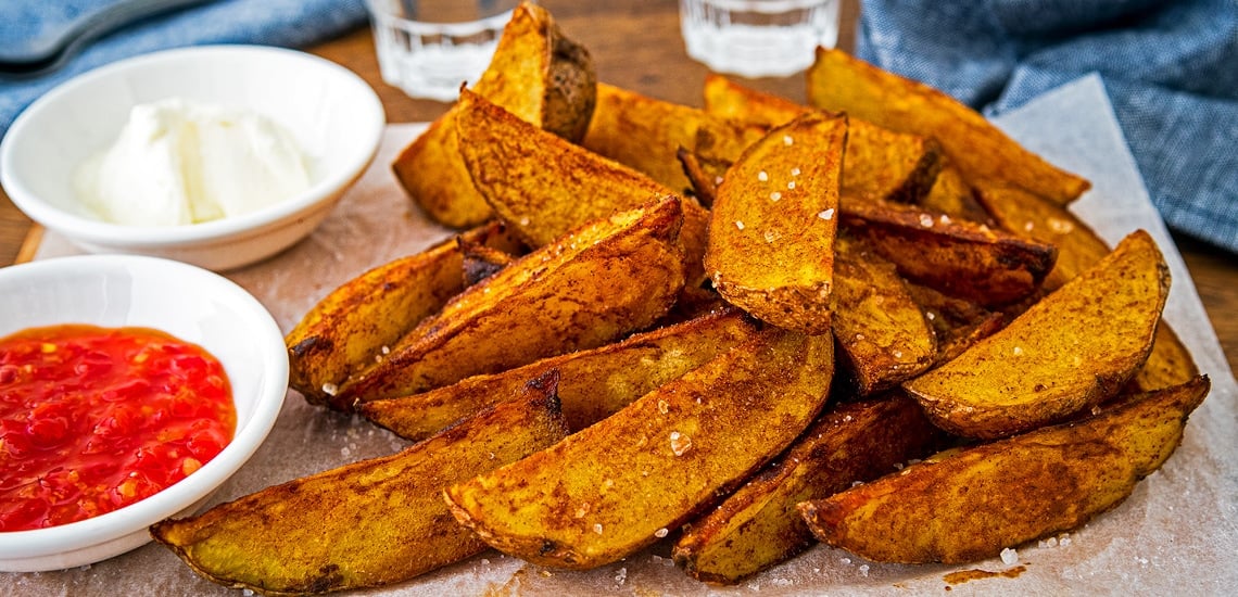 Resep sisi kentang dari kentang hasselback untuk chip pemotongan manual

 – Beragampengetahuan
