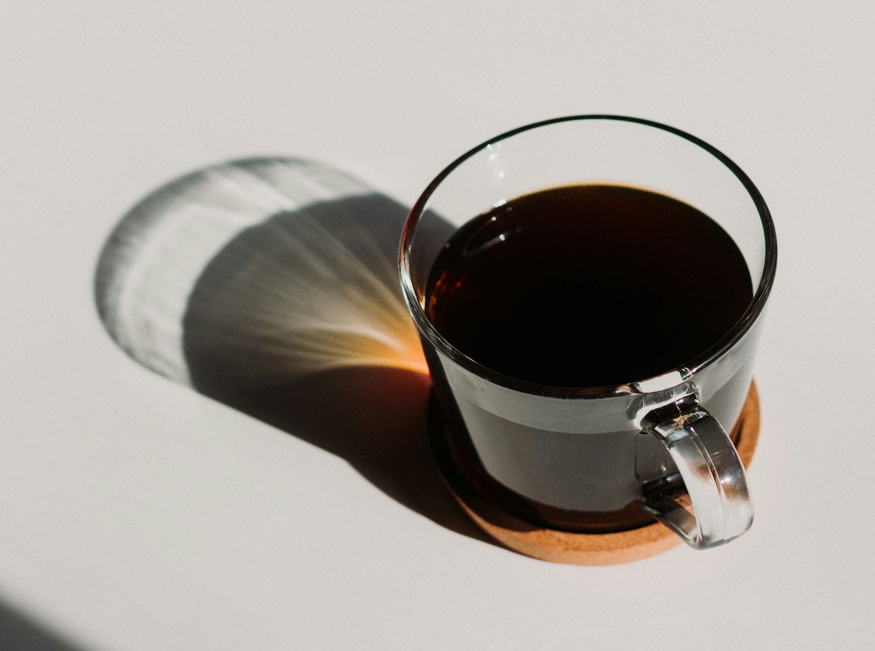 Wanita minum kopi di tengah hidup lebih sehat daripada usia yang lebih tua

 – Beragampengetahuan