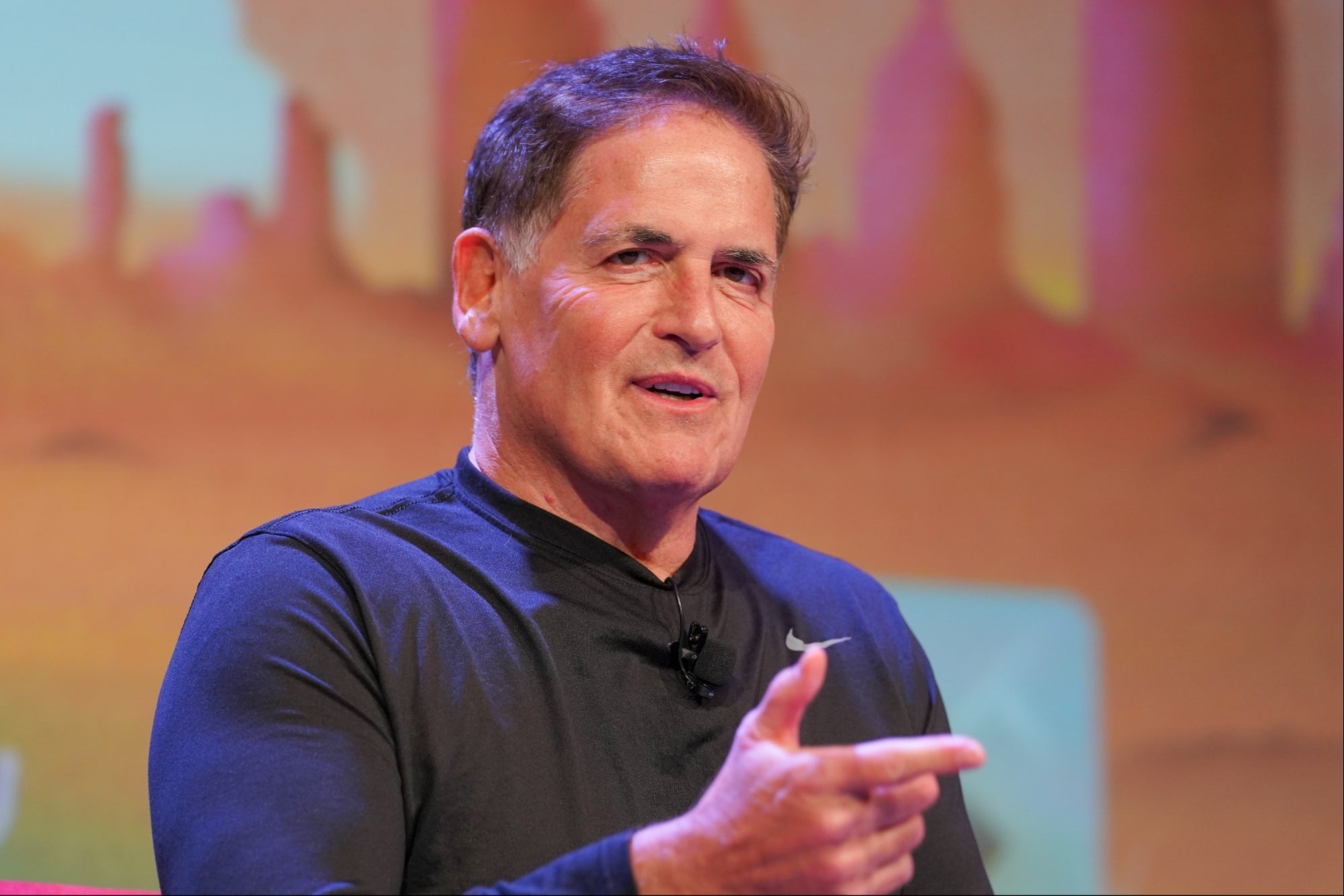 Miliarder Mark Cuban menghabiskan banyak waktu di emailnya

 – Beragampengetahuan