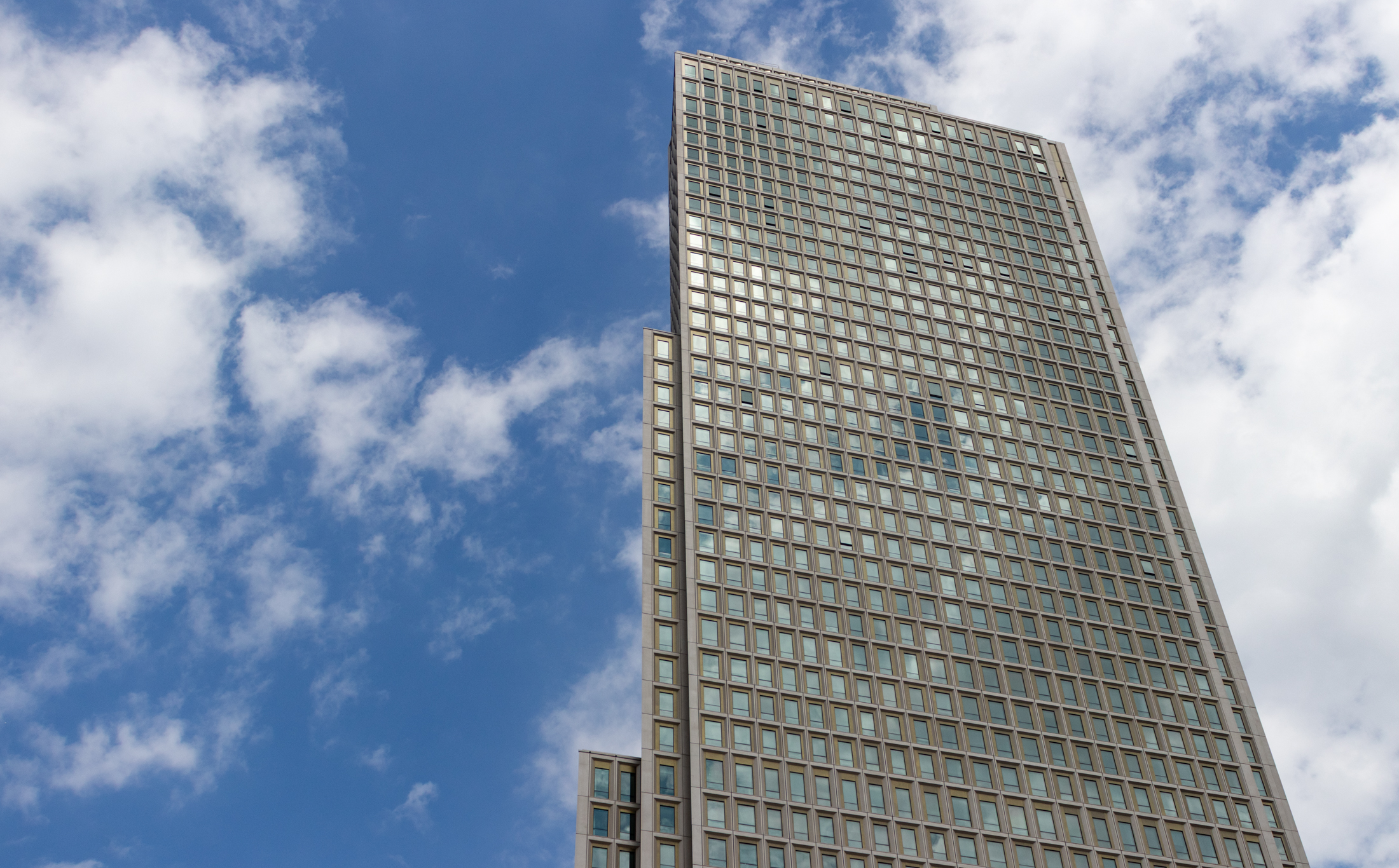 Lotere perumahan yang terjangkau dimulai di Dobro Tower

 – Beragampengetahuan