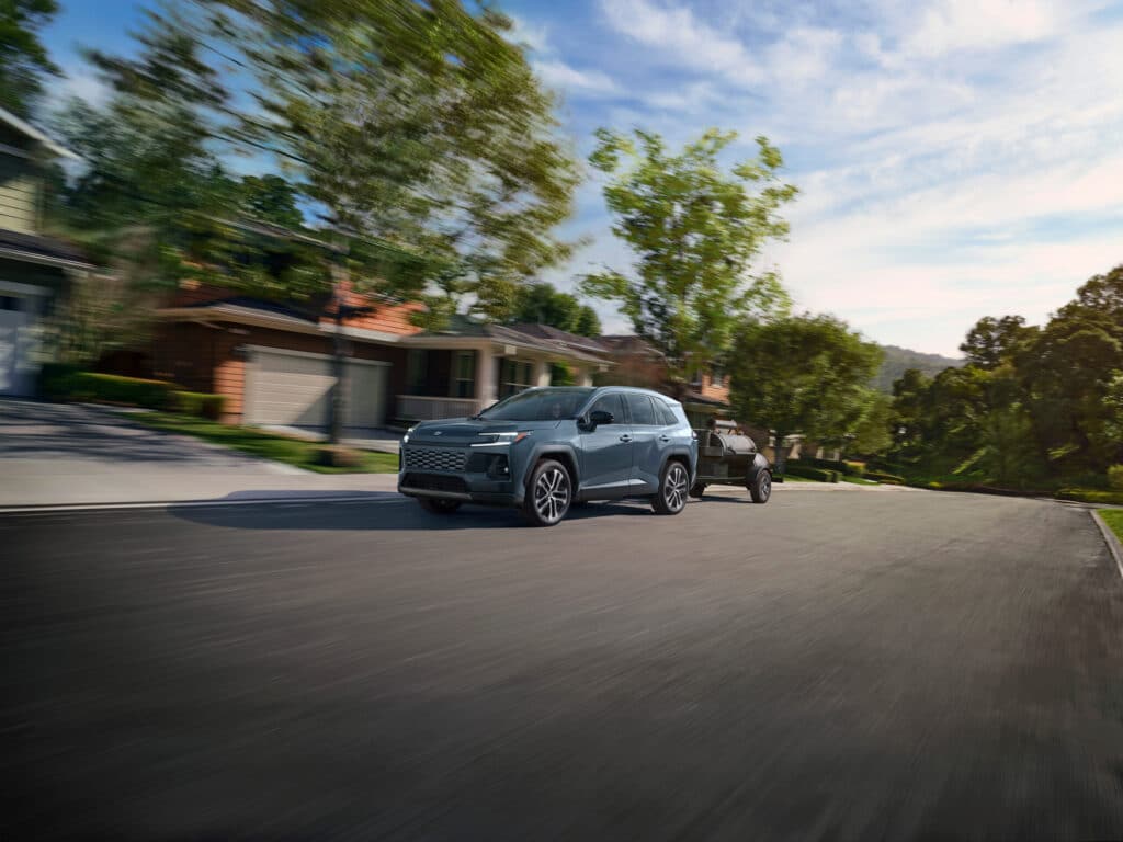 Powertrain hybrid, perangkat lunak baru dan level trim

 – Beragampengetahuan