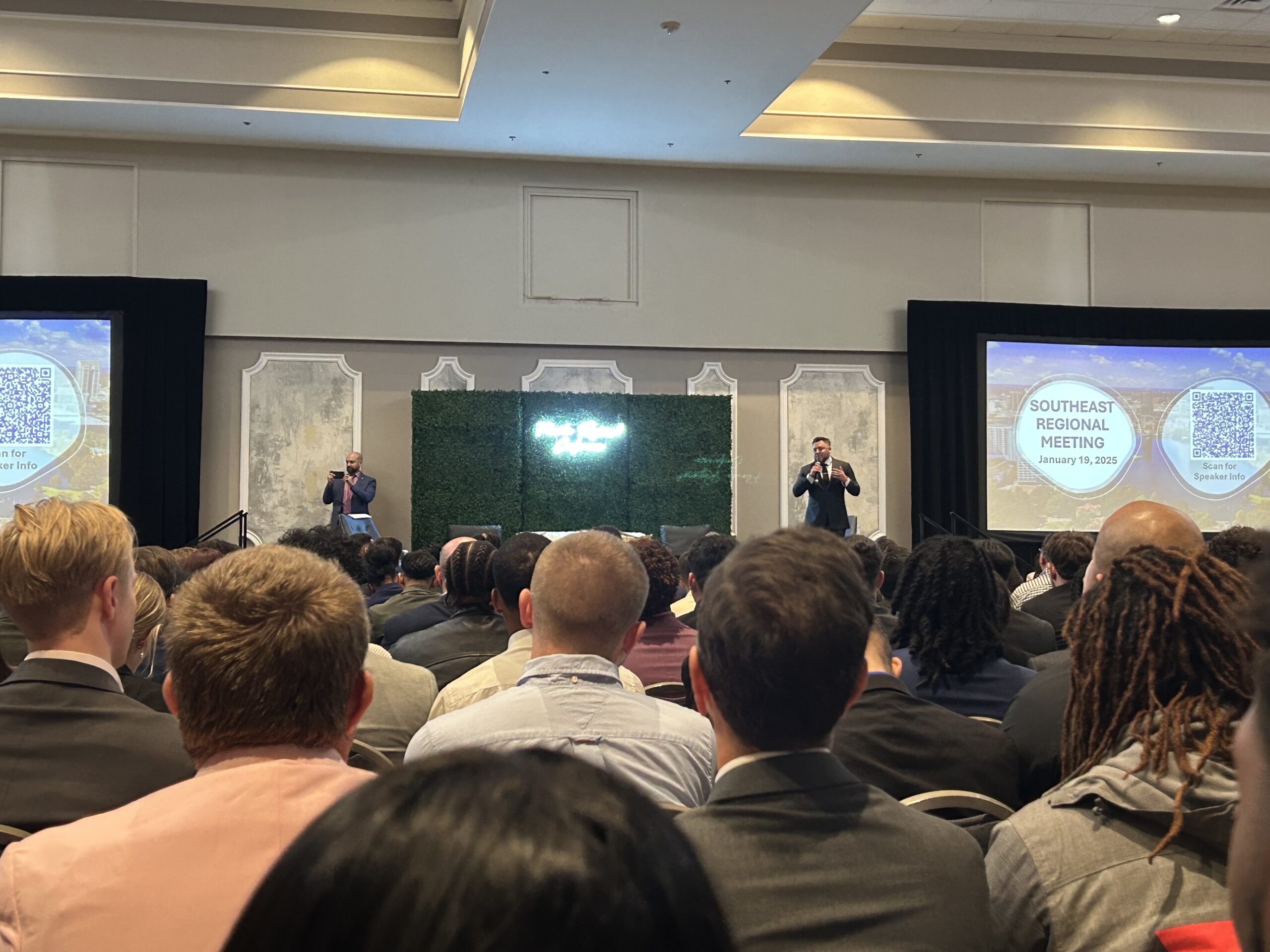 Pemimpin Menjadi Mitra: Von Oben Solutions

 – Beragampengetahuan