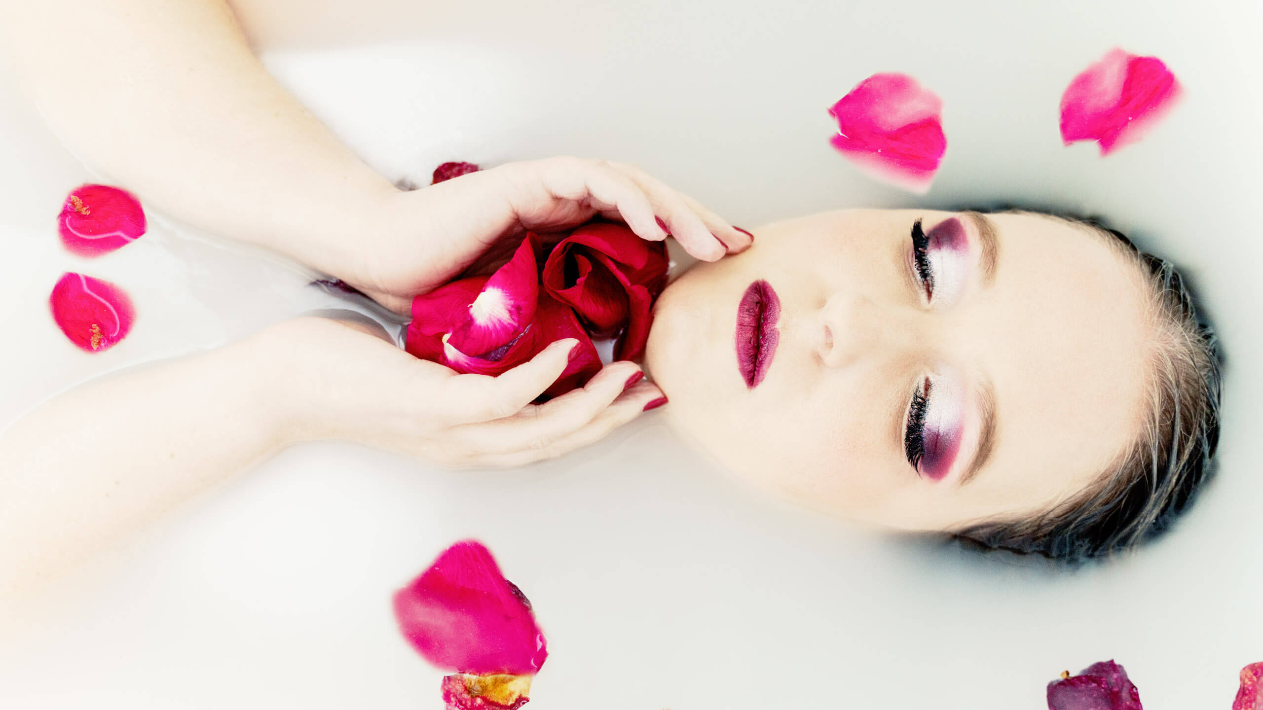 Teori Warna: Membuka Kunci dalam Warna Kekuatan Emosional

 – Beragampengetahuan