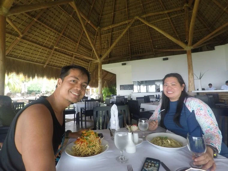 Resor dan spa atmosfer Makan siang di Breeze Restaurant di Atmosphere Resorts & Spa