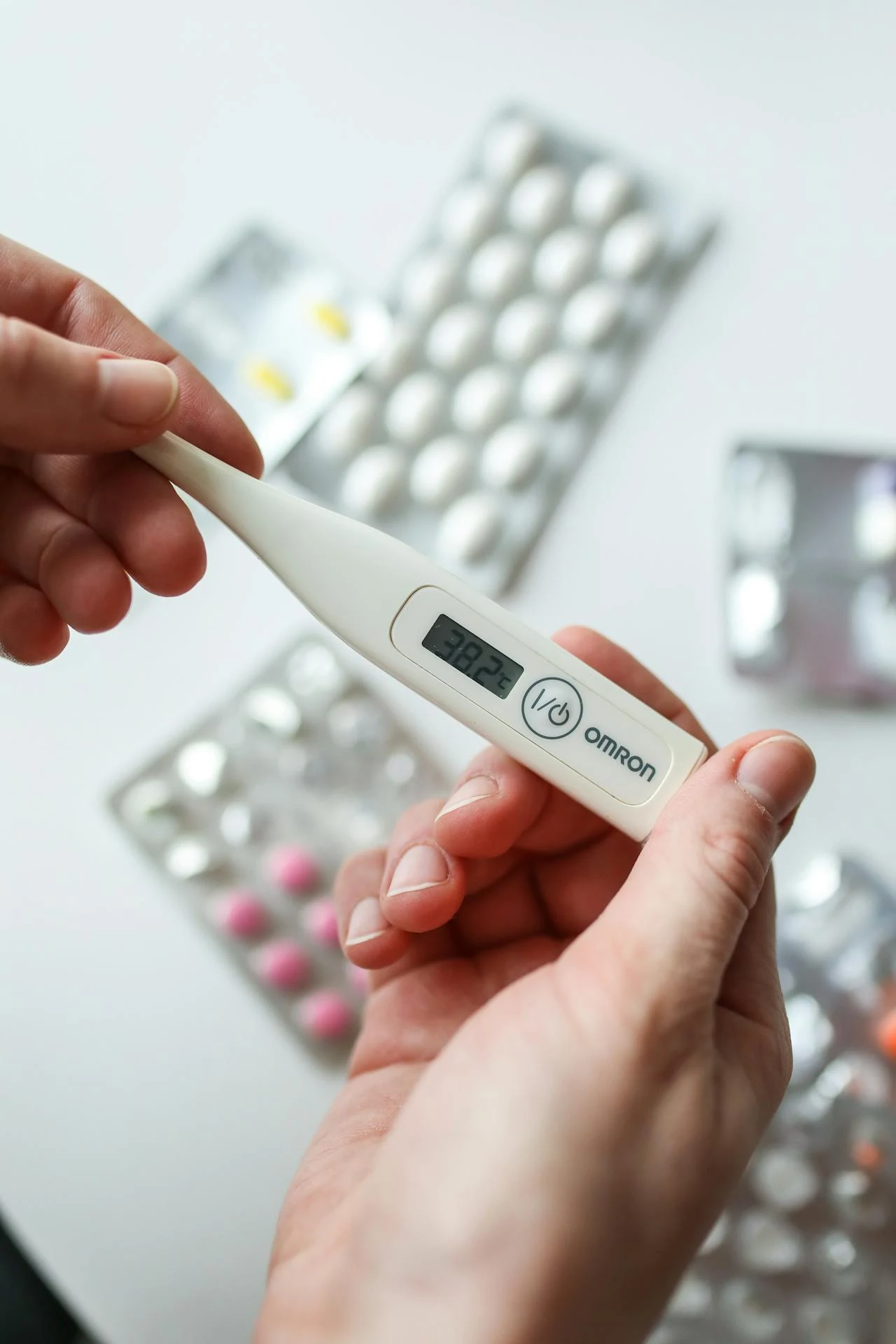 Bagaimana mengambil suhu tubuh bayi dengan cara yang benar