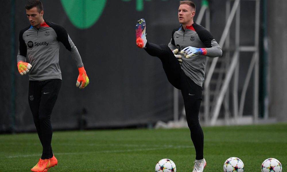 Barcelona mungkin harus melanjutkan kiper yang ada jika klub tidak dapat mendaftar untuk yang baru

 – Beragampengetahuan