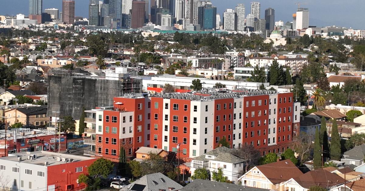 Los Angeles menyetujui rencana untuk menghabiskan hampir $ 425 juta dalam uang “pajak rumah mewah”

 – Beragampengetahuan
