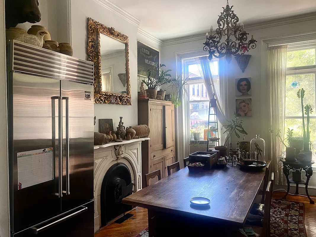 Bed Stuy Brownstone dengan permintaan fasad yang dipulihkan $ 2,395 miliar

 – Beragampengetahuan