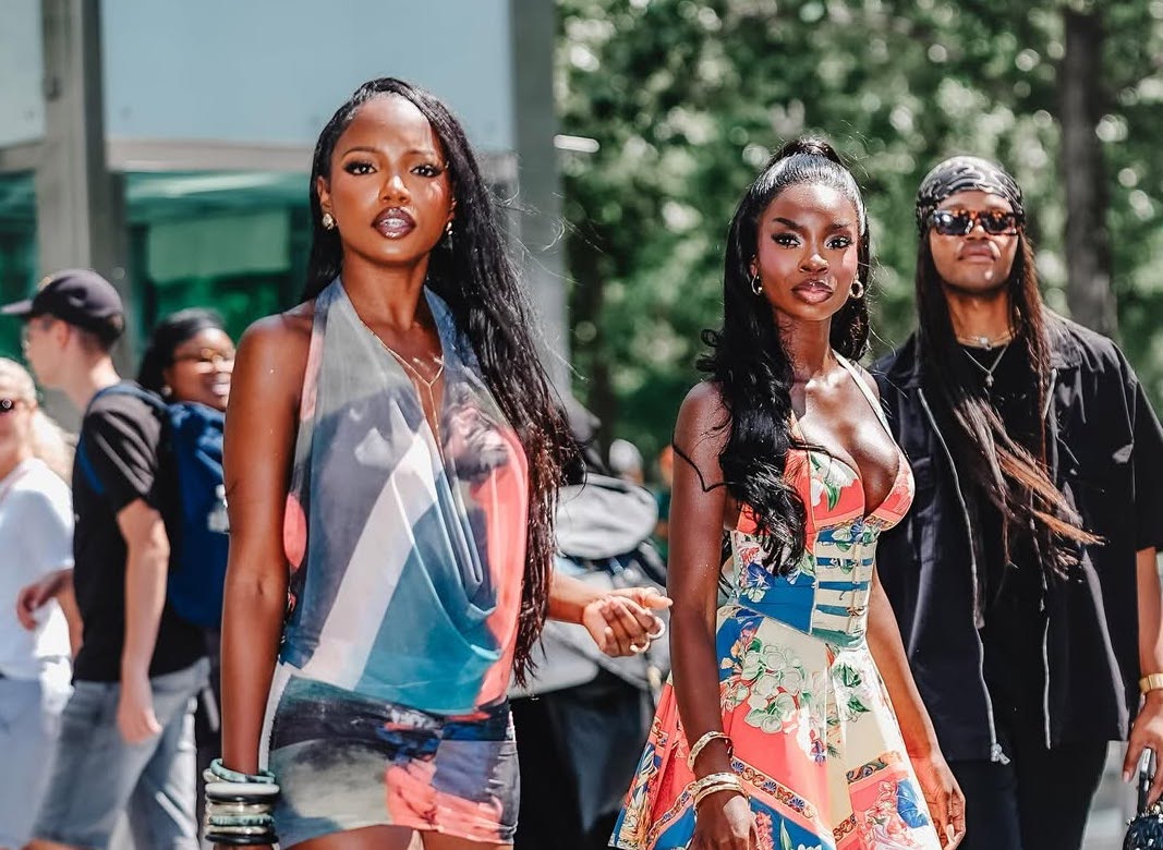 Love Island USA adalah bintang -bintang Olandria dan Chelley, melangkah keluar dalam Gianni Versace dan Theophilio yang penuh warna di New York City.

 – Beragampengetahuan