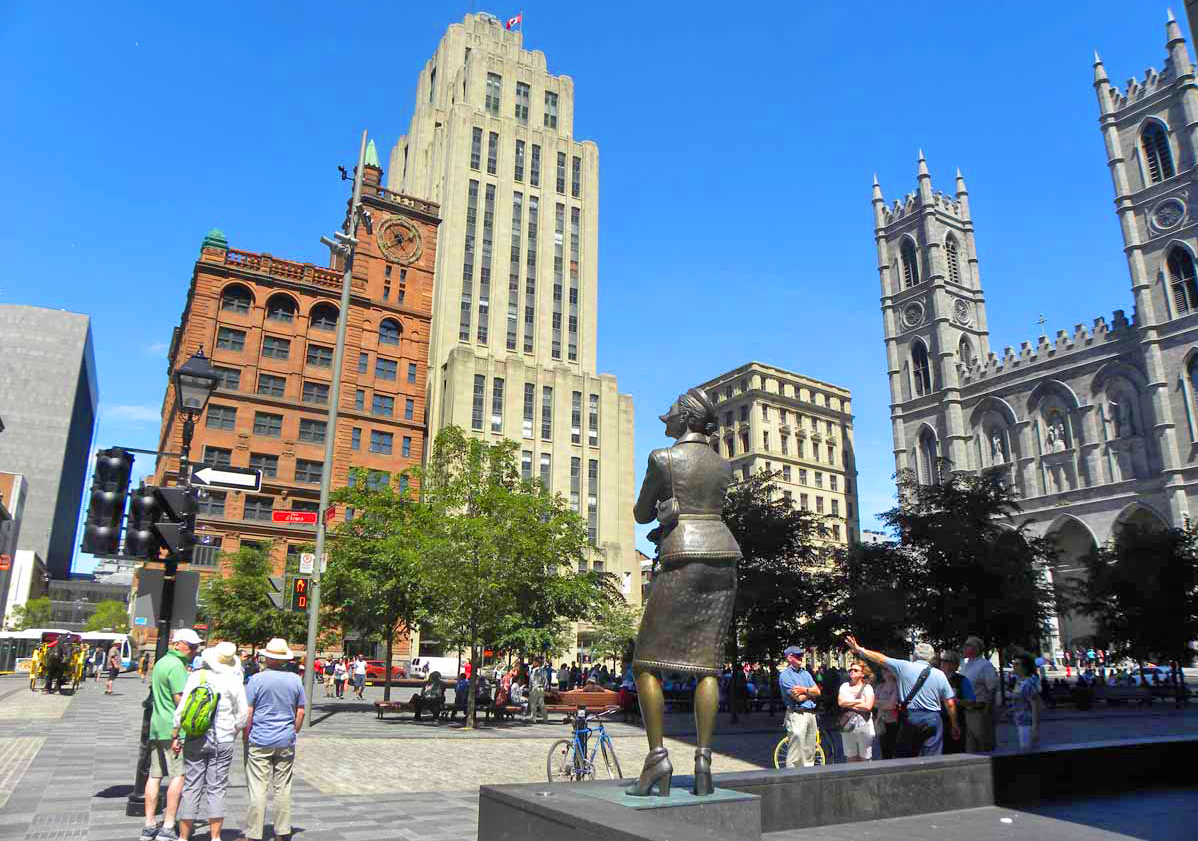 Mengapa Anda harus mengunjungi Old Montreal (tempat yang saya dan Ivove, dan benci)

 – Beragampengetahuan