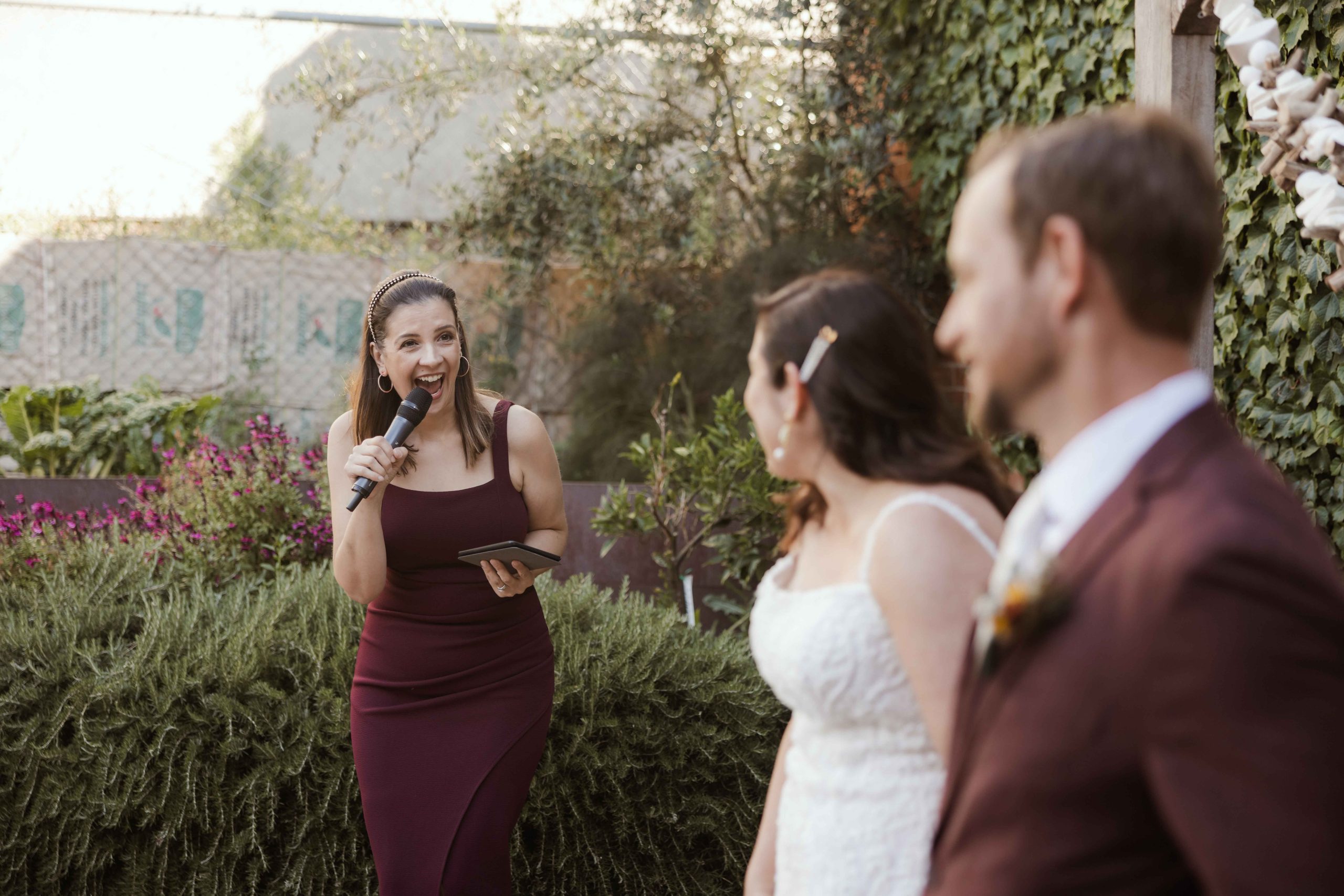 Penjual Minggu – Menikah dengan Ban

 – Beragampengetahuan