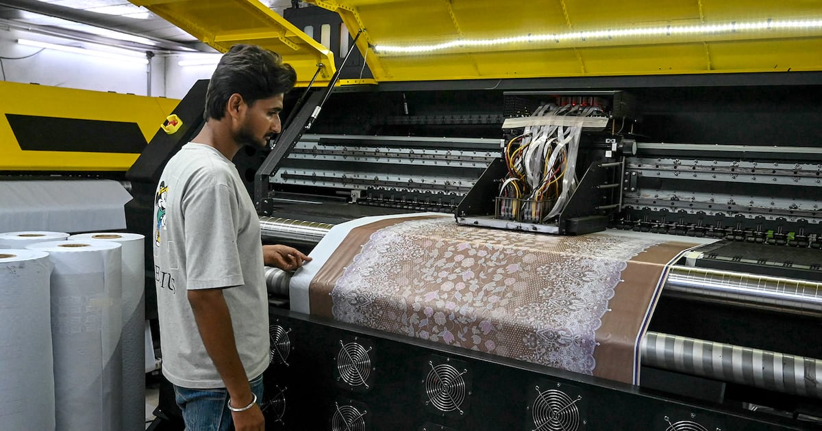 Bisakah India menjadi pabrik mode di dunia?

 – Beragampengetahuan