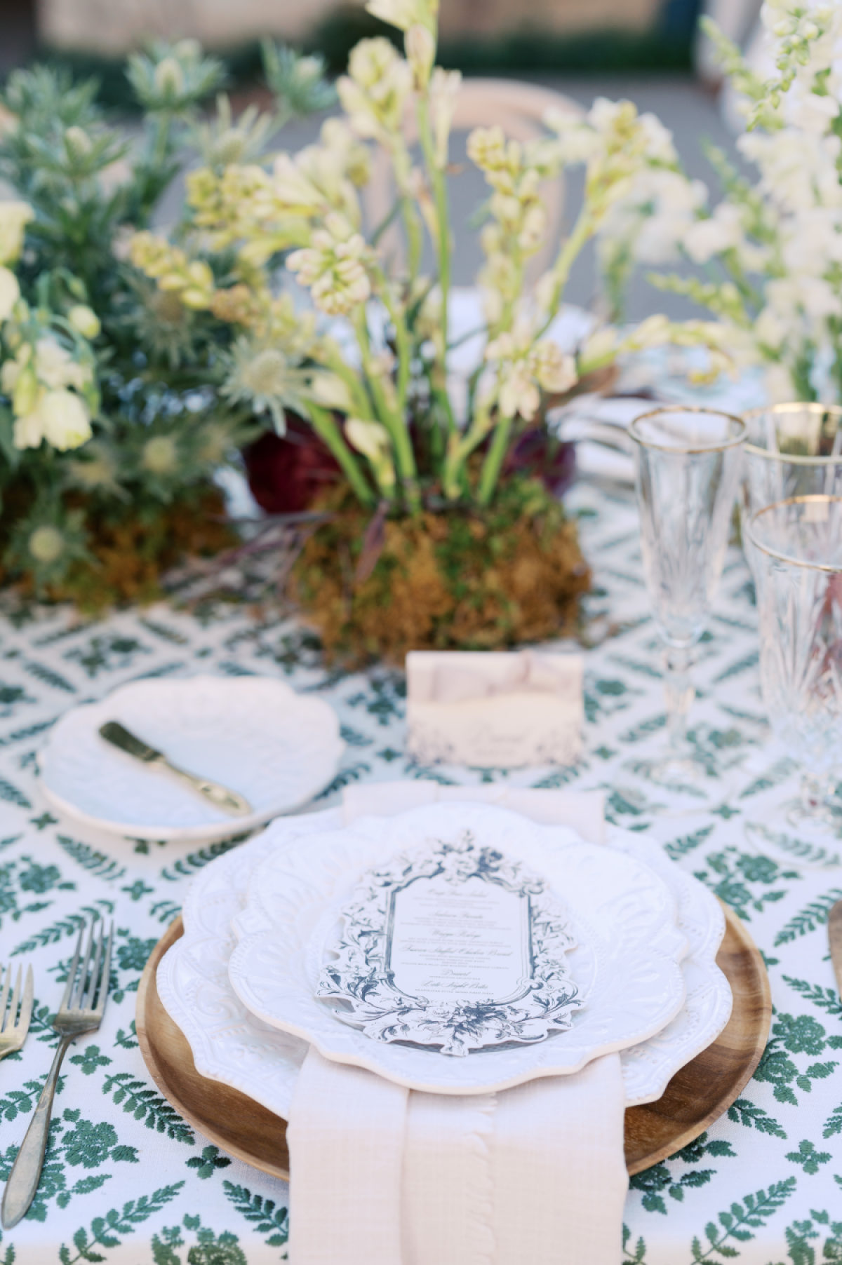 Siri penuh dengan bunga di pabrik Monsary

 – Beragampengetahuan