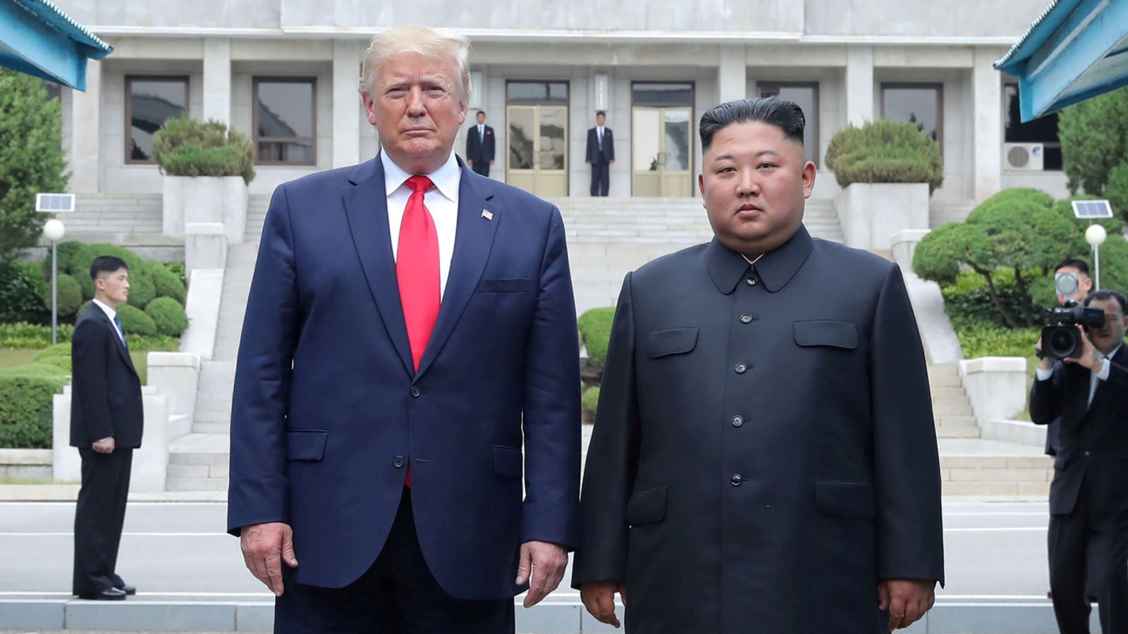 Donald Trump mengatakan dia ingin bertemu Kim Jong Un Korea Utara lagi – “Tahun Ini” | Berita Dunia

 – Beragampengetahuan