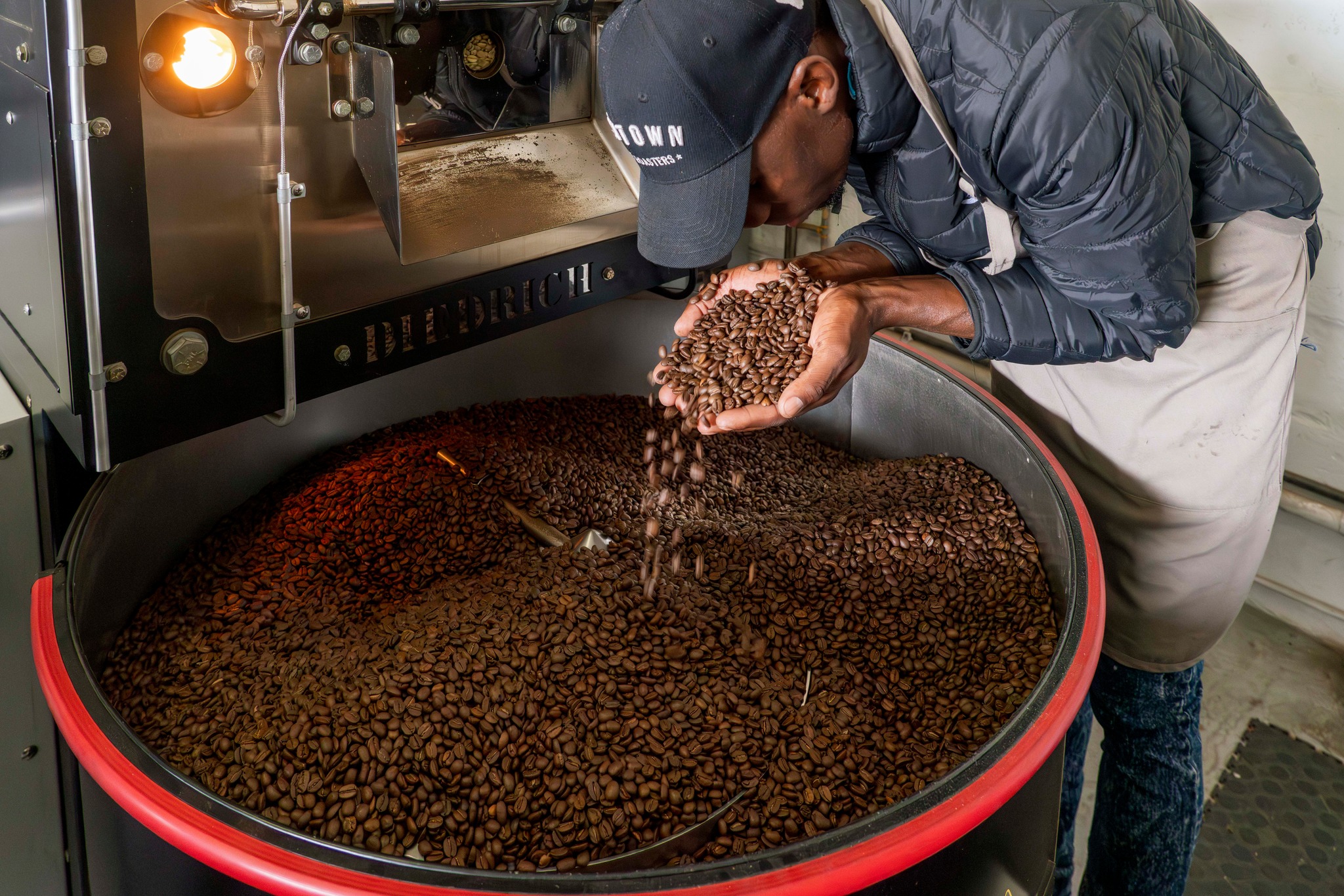 Budaya kopi yang dikembangkan di Namibia, dengan pemanggang kopi slowtown terkemuka

 – Beragampengetahuan