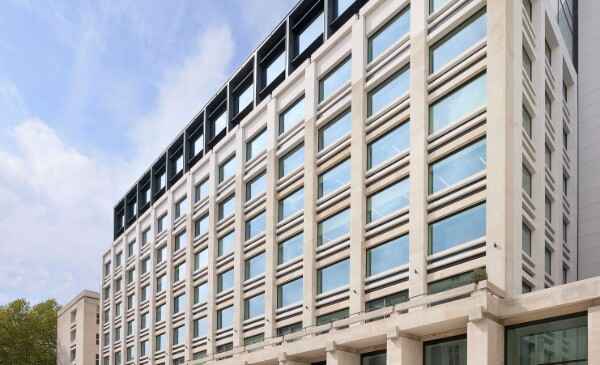 Berlin Hypnosis dan Delancey Partners, £ 241 juta kantor James berencana untuk membiayai kembali

 – Beragampengetahuan