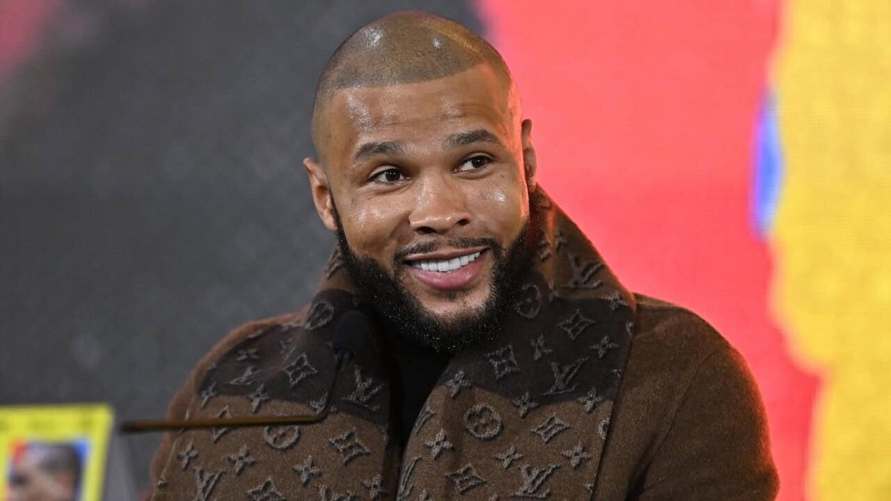 Chris Eubank Jr baru saja mengubah pertarungan menjadi landasan pacu Louis Vuitton.

 – Beragampengetahuan