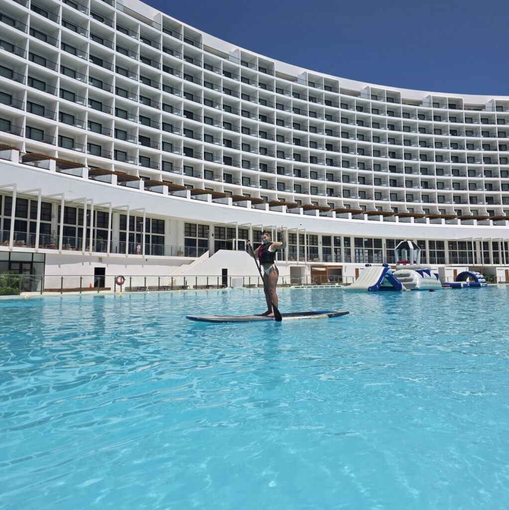 Papan dayung stand-up Ava Resort 