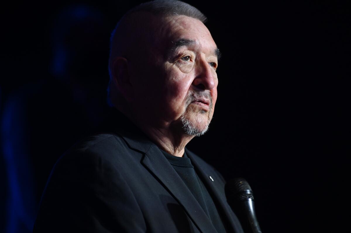 Pernahkah Anda mendengar pohon? Mereka menangis: Graham Greene (1952-2025) | Upeti

 – Beragampengetahuan